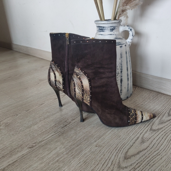 Loretta Petinary Shoes - Luxury Italian Boots - Genuine Leather, Real Pitton Leather, Swarovski Cristals